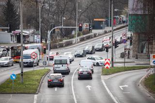 Bielsko-Biała: Jak długo kierowcy stoją w korkach? Odpowiedź podaje raport TomTom Index