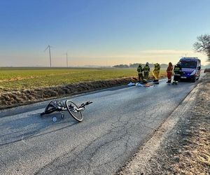 21-letni kierowca audi wjechał w rowerzystę. Śmiertelny wypadek pod Piotrkowem