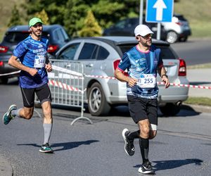 Tysiące biegaczy przebiegło ulicami Bytomia.