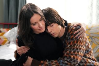 Barwy szczęścia, odcinek 3198: Madzia i Wiktor wrócą do siebie w święta? Grażyna i Oliwka im w tym pomogą - ZDJĘCIA