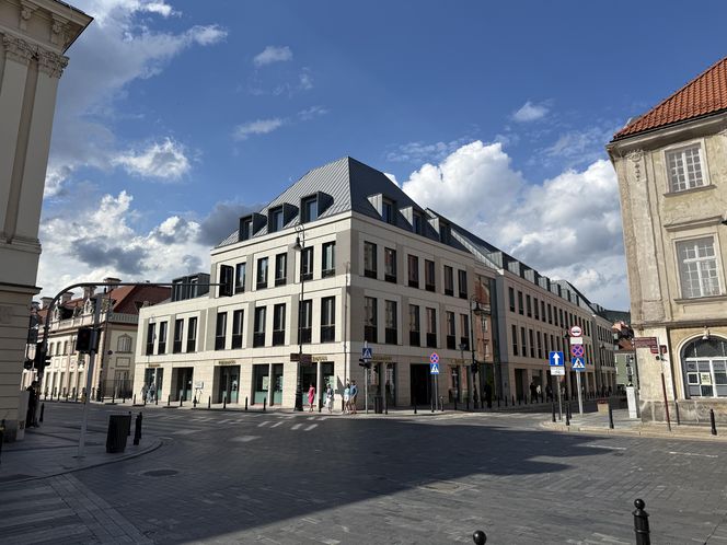 Biurowiec Plac Zamkowy w Warszawie