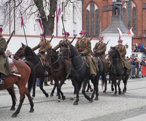 Tak białostoczanie uczcili Narodowe Święto Niepodległości 2024 w Białymstoku [ZDJĘCIA]