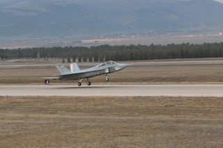 Turecki samolot KAAN