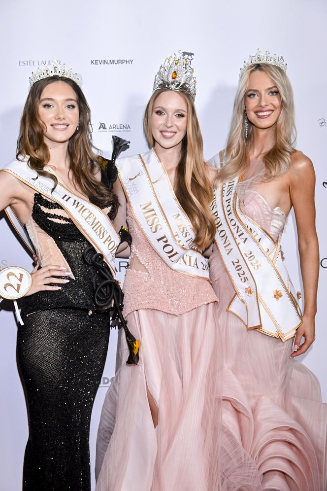 Justyna Roguska, Maja Todd, Julia Łuczak