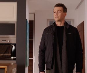 M jak miłość odc. 1856 kulisy serialu: Jakub Karski (Krzysztof Kwiatkowski) 