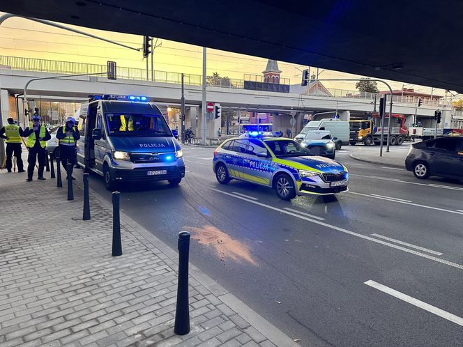 Potrącił pieszego i uciekł. W akcji śmigłowiec LPR, policja szuka sprawcy