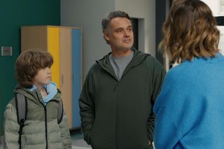 Barwy szczęścia. Grześ (Noah Culbreth), Karol (Jan Wieczorkowski), Beata (Anita Jancia-Prokopowicz)