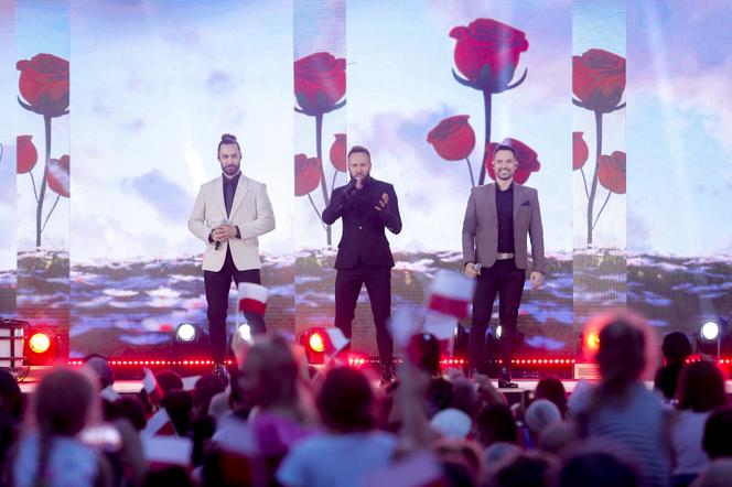 Wakacyjna Trasa Dwójki w Elblągu. Koncert piosenki wojskowej państw NATO