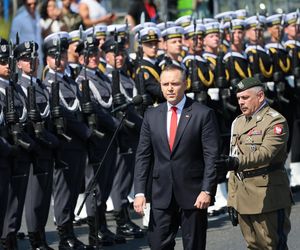 Warszawa. Defilada z okazji Święta Wojska Polskiego