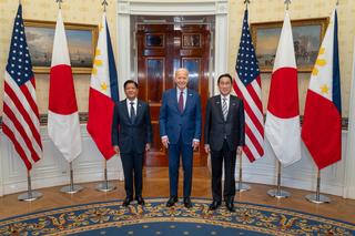 USA, Japonia i Filipiny wzmocnią współpracę obronną. By powstrzymać zagrożenie chińskie 