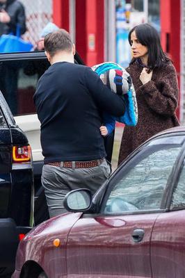 TOMASZ KAROLAK Z RODZINĄ