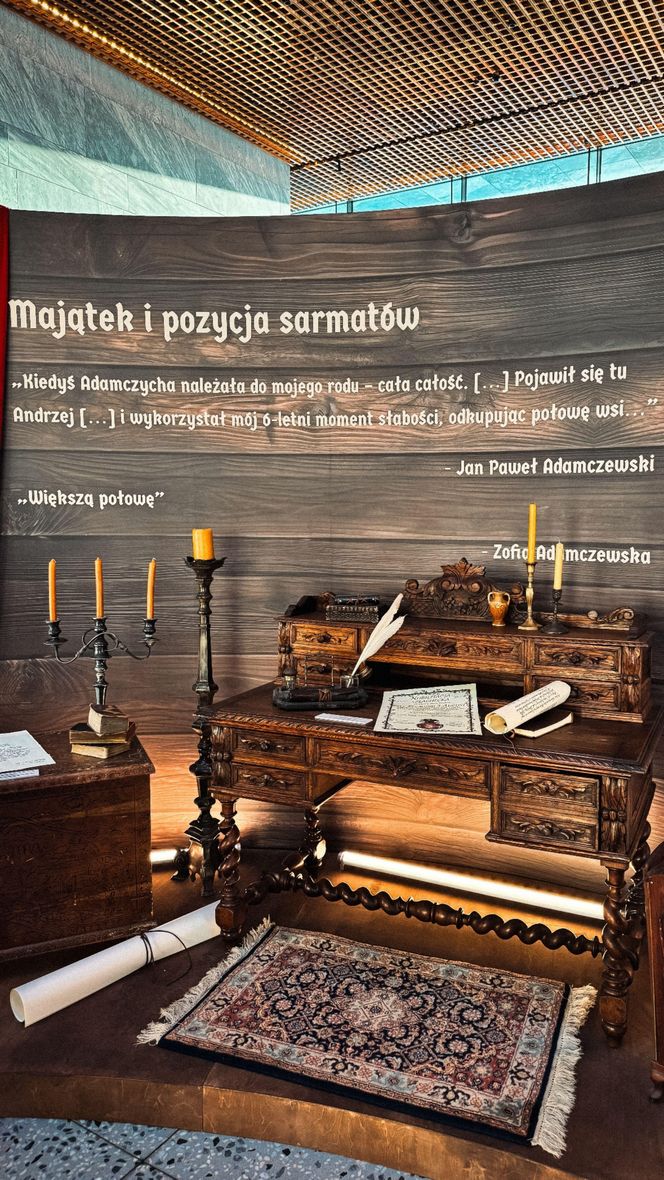 Na miejscu powitali nas sami Adamczewscy z rodziną, chłopami i Andrzejem oraz twórcy "1670"