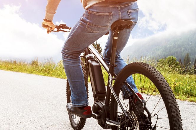 Rower elektryczny dla seniora to więcej niż wygoda. Może pomóc wzmocnić pamięć i koncentrację