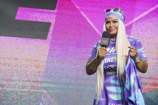 Laluna pokazała archiwalne zdjęcie. Nie do wiary, jak wyglądała jako nastolatka!