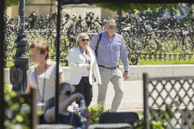 Przyjechała na randkę i ciastko