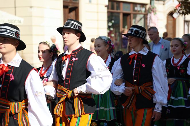 W centrum Lublina królował róż! Przez miasto przeszedł Marsz Różowej Wstążki