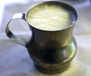 Maślanka: właściwości i wartość odżywcza