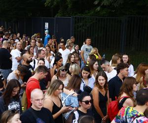 Gigantyczne kolejki przed stadionem. Tak fani czekali na koncert Dawida Podsiadło