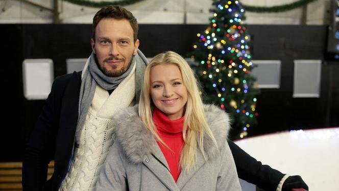 M jak miłość, odc. 1441. Joasia (Barbara Kurdej-Szatan), Leszek (Sławek Uniatowski)