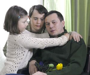 Piotr Cyrwus przez lata próbował pozbyć się „Ryśka z Klanu”, a teraz znów go szufladkują