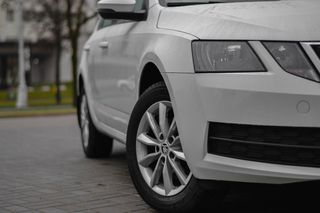 Polacy kupują auta! Przyśpieszył rynek używanych, jak i nowych samochodów