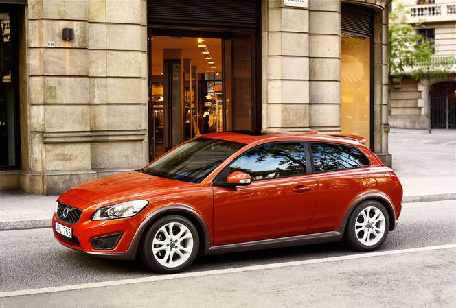 Miejsce 5. Volvo C30 1.6D DRIVe Start-Stop Momentum (DPF) - 80 KW - 4,28 l/100 km