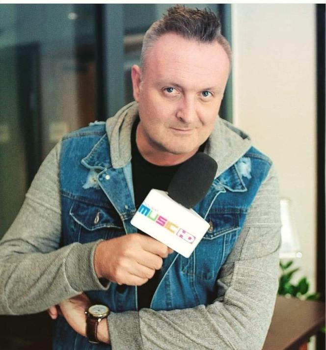 Darek Janik prezenter telewizyjny