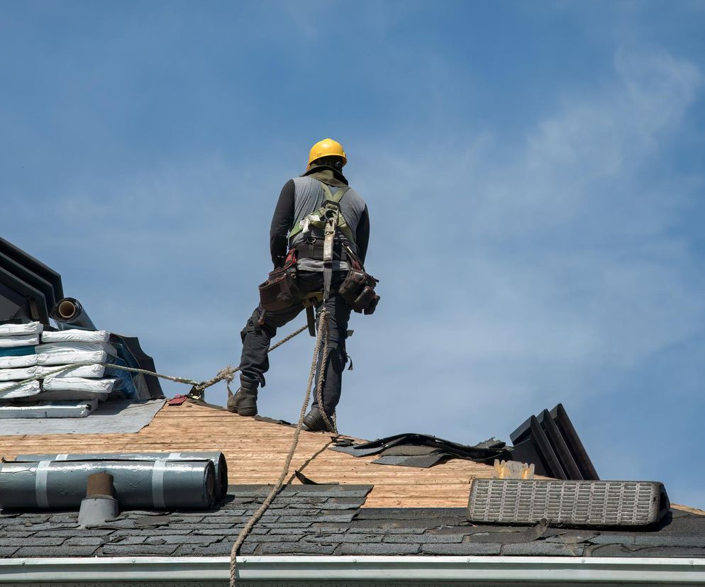 Jak zbudować dach o wysokiej izolacyjności i szczelności?