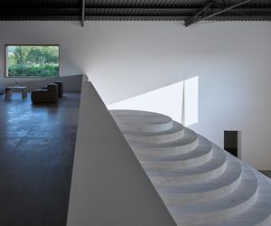 Siedziba i salon wystawowy firmy Janošík