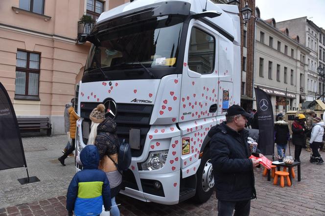 WOŚP 2024 w Toruniu: Tak wyglądał 32. Finał na starówce. Wolontariusze, atrakcje, koncerty