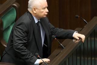 Jarosław Kaczyński nie wytrzymał! Wszedł na sejmową mównicę i przemówił