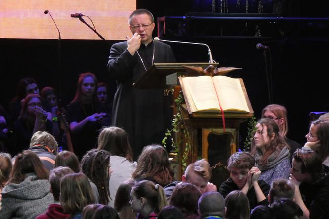 Abp Grzegorz Ryś: zapraszam młodzież do rozmowy o powołaniu! [FILM]