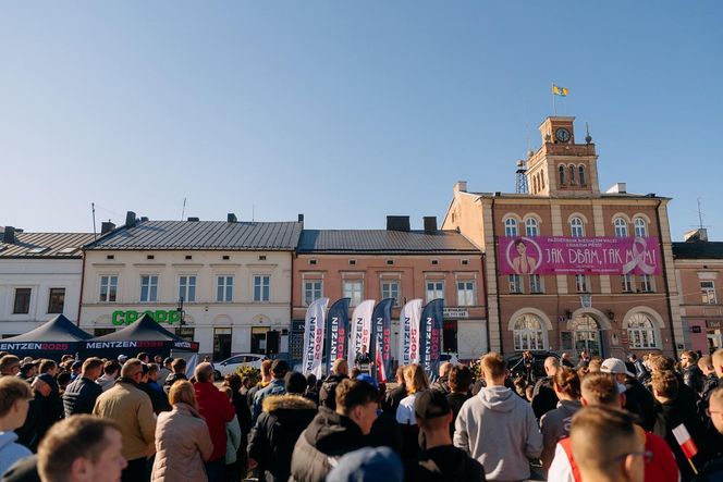 Duża frekwencja na spotkaniach Sławomira Mentzena