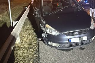 Kierowca uderzył w bariery na S5 koło Kościana. Był reanimowany