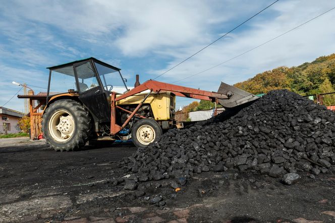 Szaleństwo cenowe za nami. Tona węgla znów tania jak barszcz