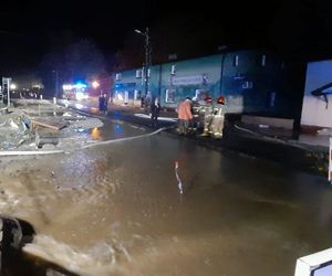 Burza w Pilchowicach. Woda zalała centrum wsi