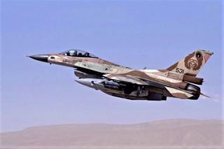 F-16I Sufa uzbrojony w bomby Spice 2000