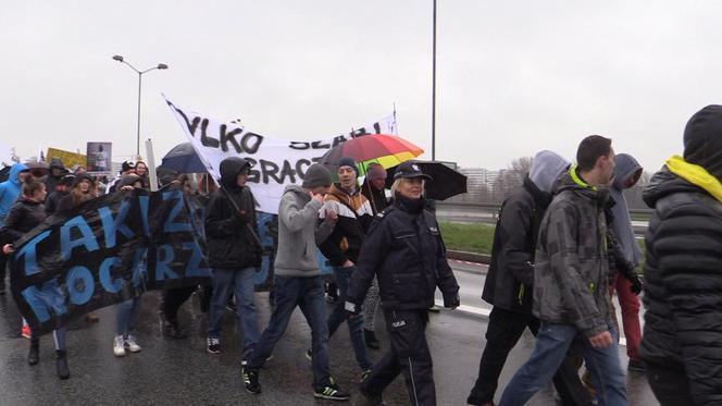Protest uczniów przeciw dopalaczom w Katowicach