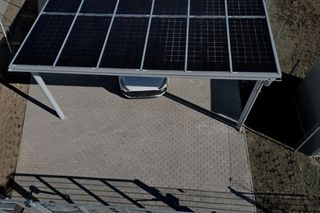 Wiata fotowoltaiczna, czyli carport