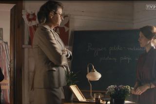 Stulecie Winnych, sezon 2, odc. 24: Mania (Karolina Bacia), dyrektorka (Joanna Król)