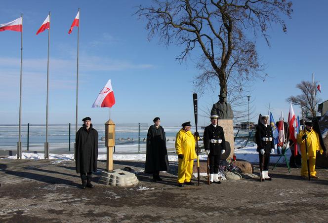 Zaślubiny Polski z morzem. Mijają 102 lata od odzyskania dostępu do Bałtyku