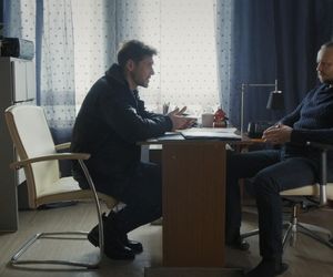 M jak miłość, odcinek 1853: Marcin (Mikołaj Roznerski), kierownik ośrodka odwykowego (Krzysztof Artur Janczar)