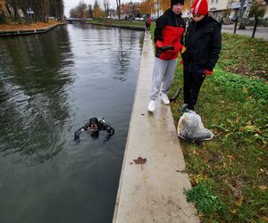 Posprzątali Kanał Łuczański w Giżycku. To, co wyłowili, zaskoczyło wszystkich [ZDJĘCIA]