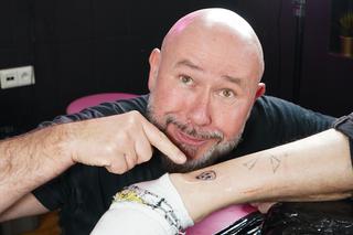 Pawelec zrobił tatuaż operatorowi! Krzyczał ze strachu | Pawelec robi robotę