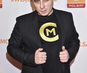 Czadoman pod ołtarzem na Boże Ciało