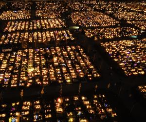 1 listopada na Cmentarzu Łostowickim w Gdańsku. Tak wygląda w dniu Wszystkich Świętych