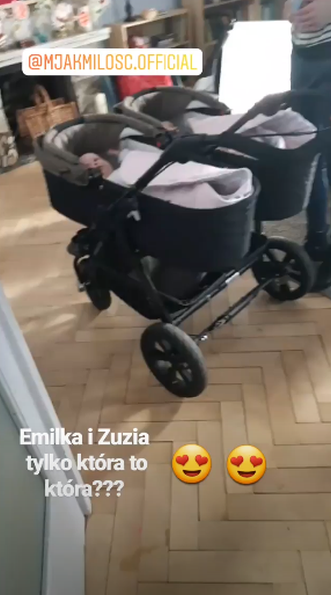 Emilka i Zuzia - córki Kingi (Katarzyna Cichopek) i Piortka (Marcin Mroczek) z "M jak miłość"