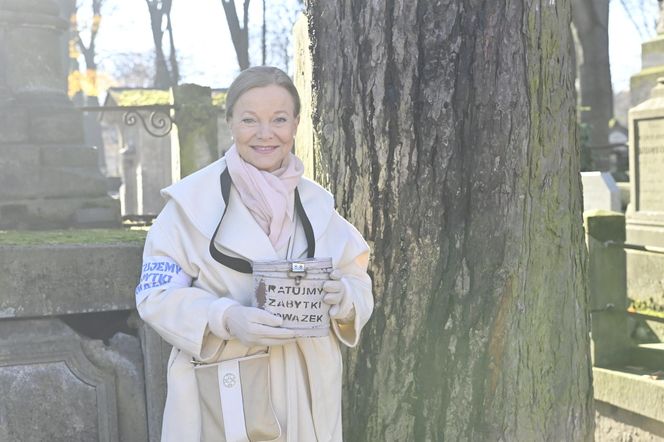 Gwiazdy kwestują na Powązkach