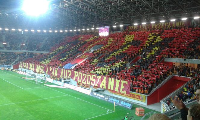 To największe stadiony w Polsce! Niektóre miejsca mogą zaskoczyć [GALERIA]