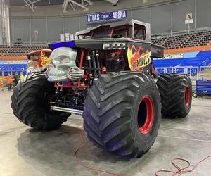 Hot Wheels Monster Trucks Live w Łodzi, czyli niezwykłe pokazy gigantycznych maszyn rodem ze Stanów Zjednoczonych [ZDJĘCIA]